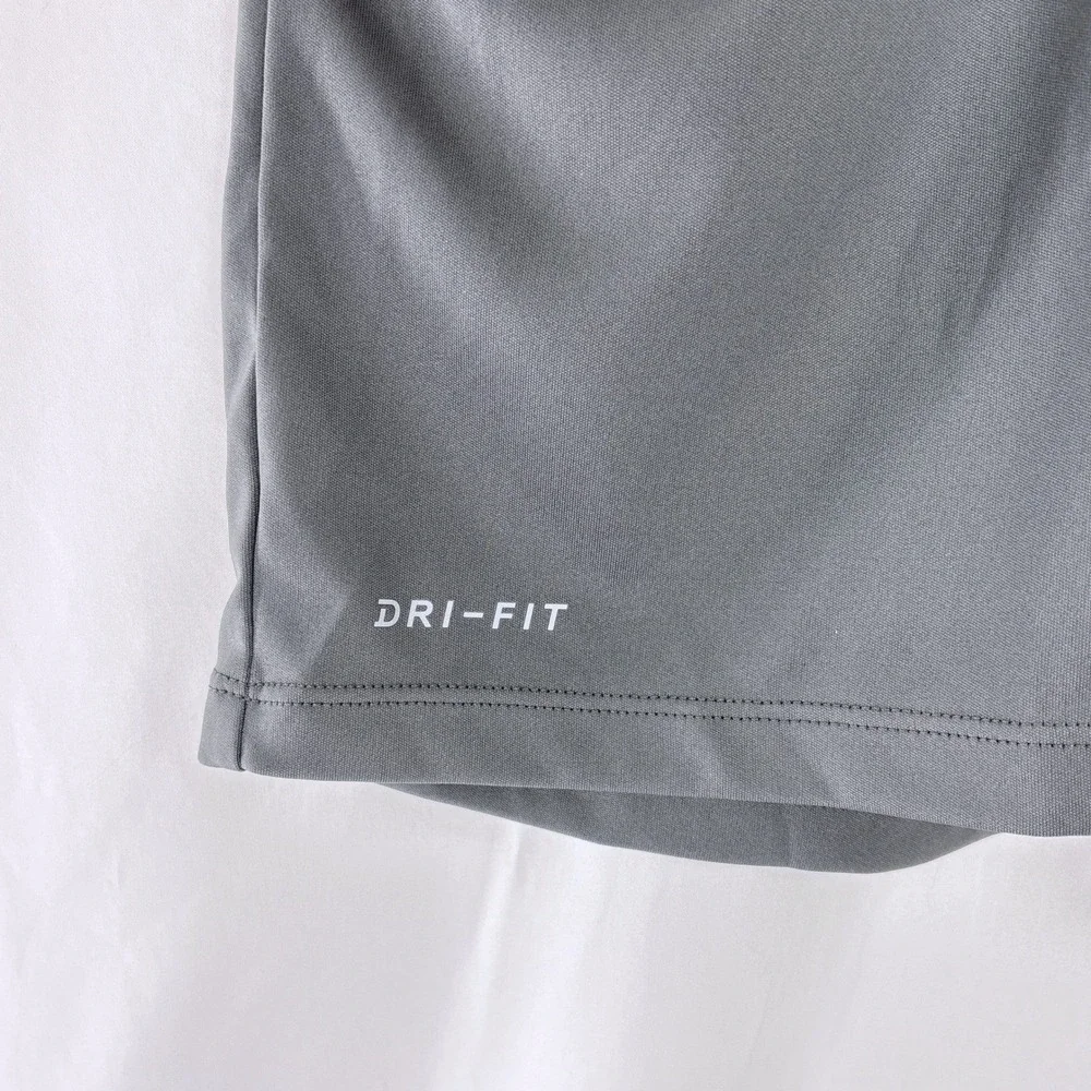 Nike Swim Dri FIT Gray Short Sleeve Rash‎ Guard UPF 40+ Men's Size Large